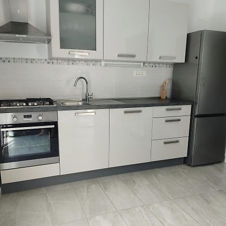 Apartman Mali Tare كورتْشولا المظهر الخارجي الصورة
