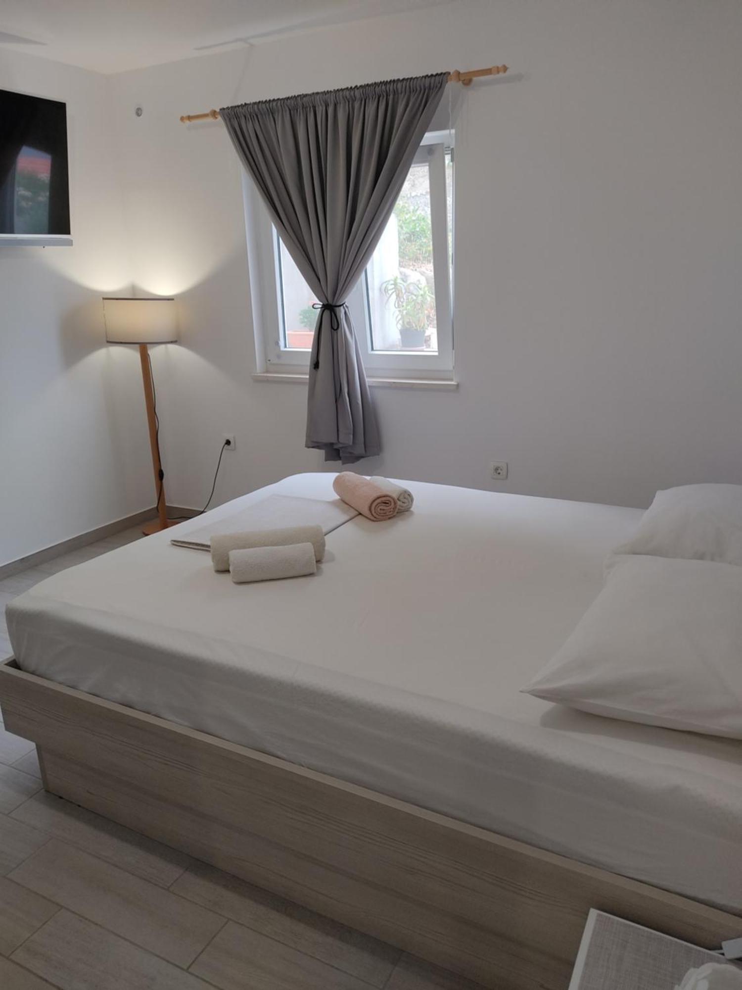 Apartman Mali Tare كورتْشولا المظهر الخارجي الصورة
