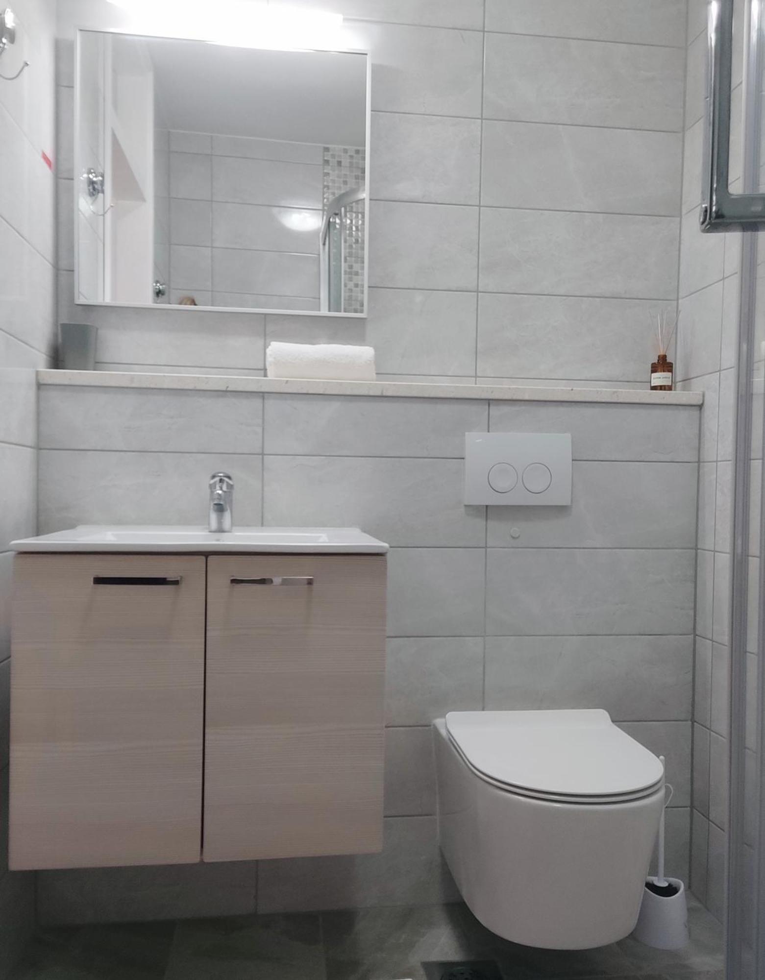 Apartman Mali Tare كورتْشولا المظهر الخارجي الصورة