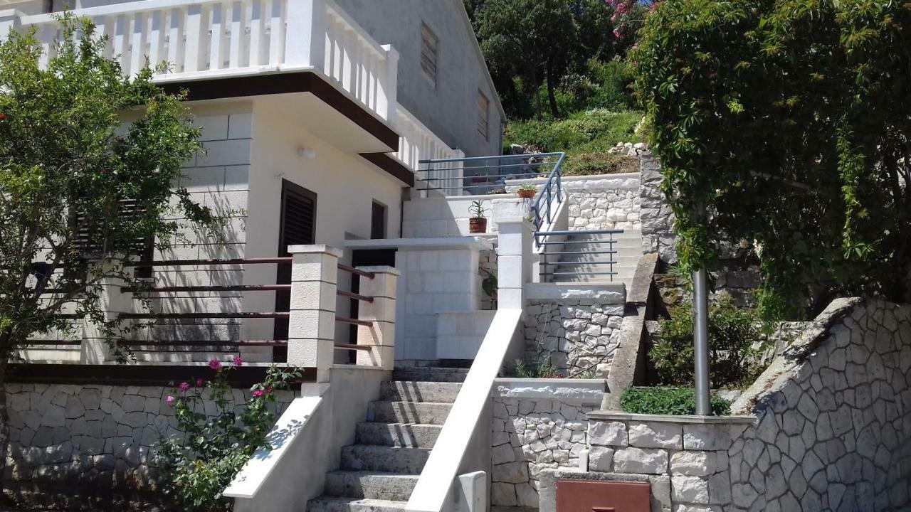 Apartman Mali Tare كورتْشولا المظهر الخارجي الصورة